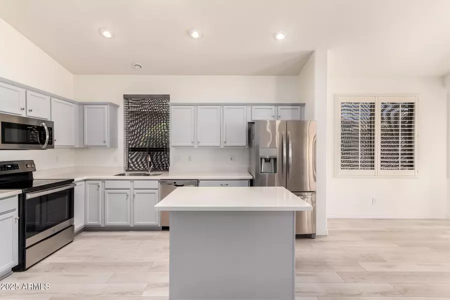 17622 W LOTTEN Drive, Surprise, AZ 85374