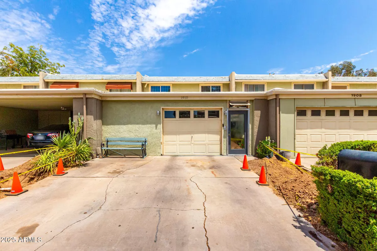 Phoenix, AZ 85021,1910 W BELMONT Avenue #34