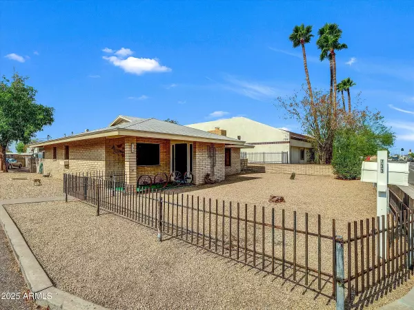 Phoenix, AZ 85020,733 E HATCHER Road