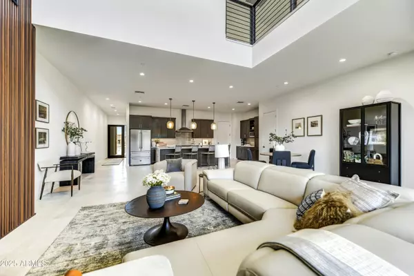 Cave Creek, AZ 85331,6525 E CAVE CREEK Road #201