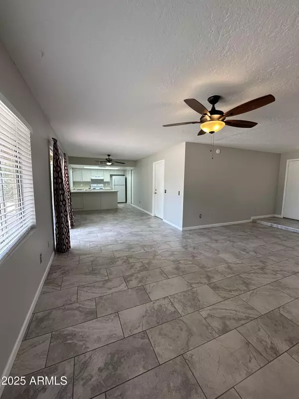 Phoenix, AZ 85032,4012 E NISBET Road