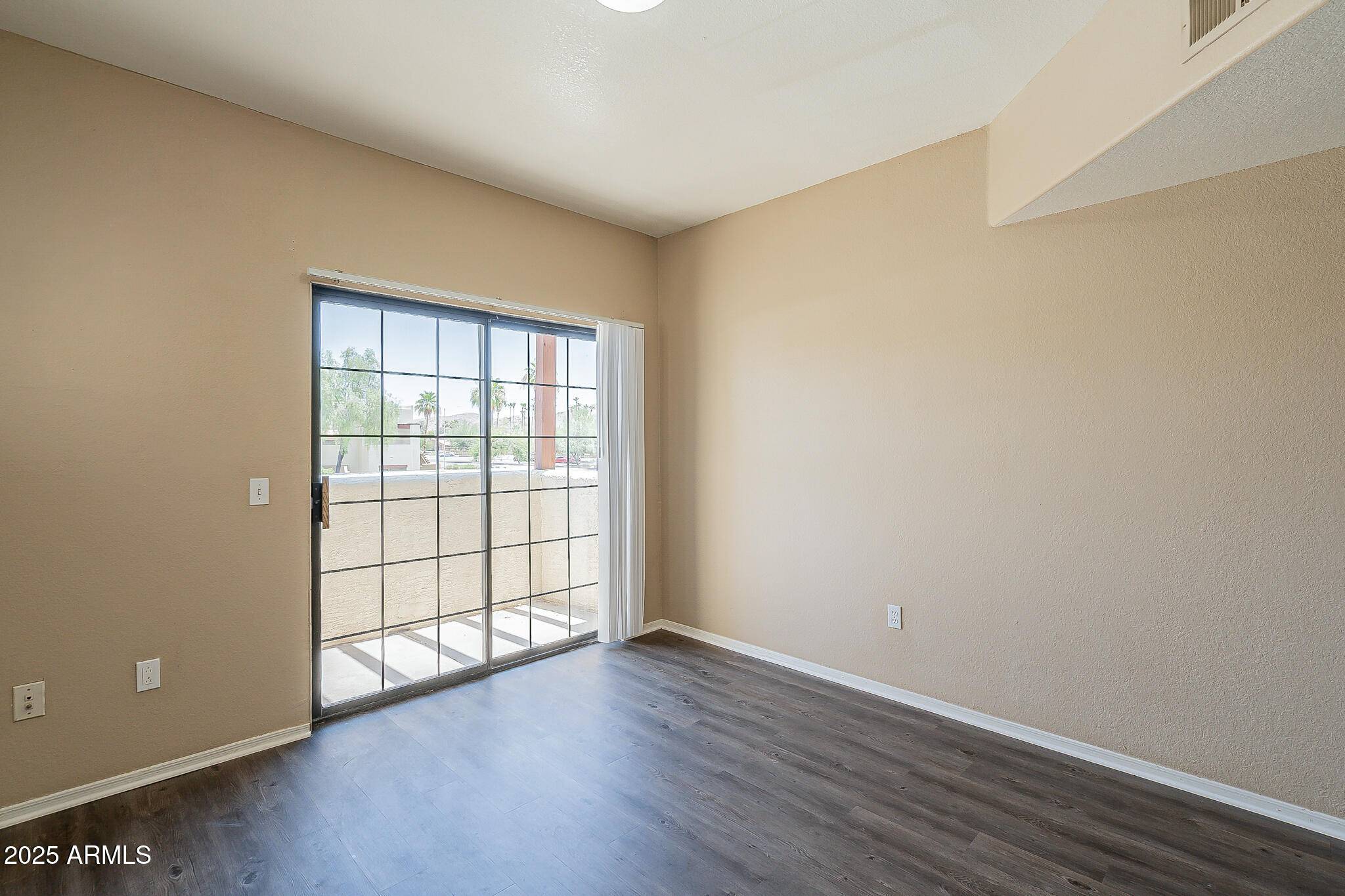 Phoenix, AZ 85042,3434 E BASELINE Road #251