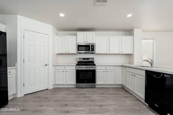 Florence, AZ 85132,8096 W RUSHMORE Way
