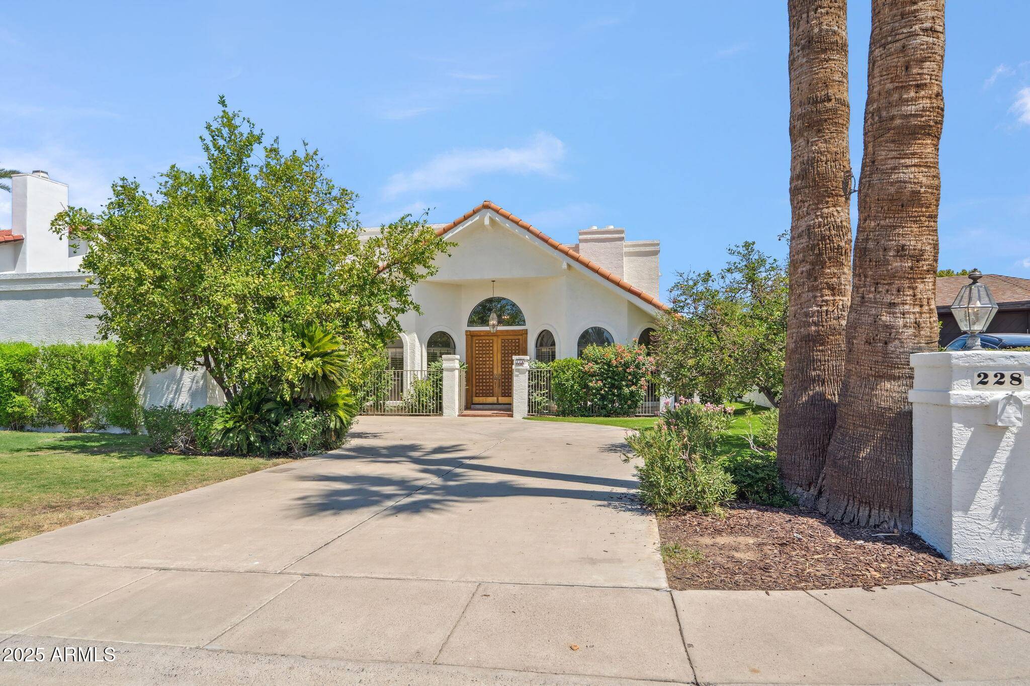 Phoenix, AZ 85021,228 W ROYAL PALM Road