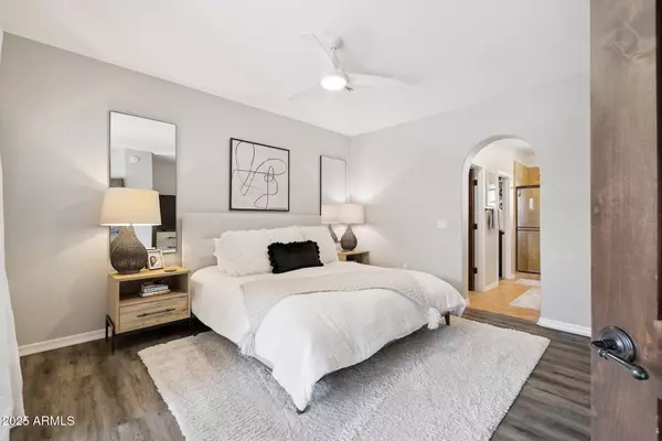 Phoenix, AZ 85050,3935 E ROUGH RIDER Road #1024