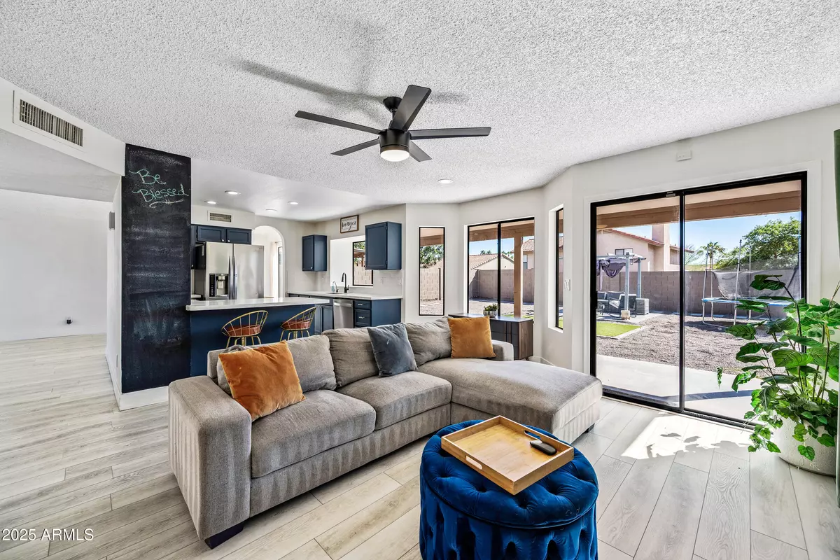 Phoenix, AZ 85048,2721 E DRY CREEK Road