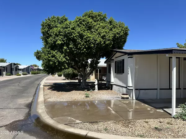 Phoenix, AZ 85050,3901 E PINNACLE PEAK Road #176