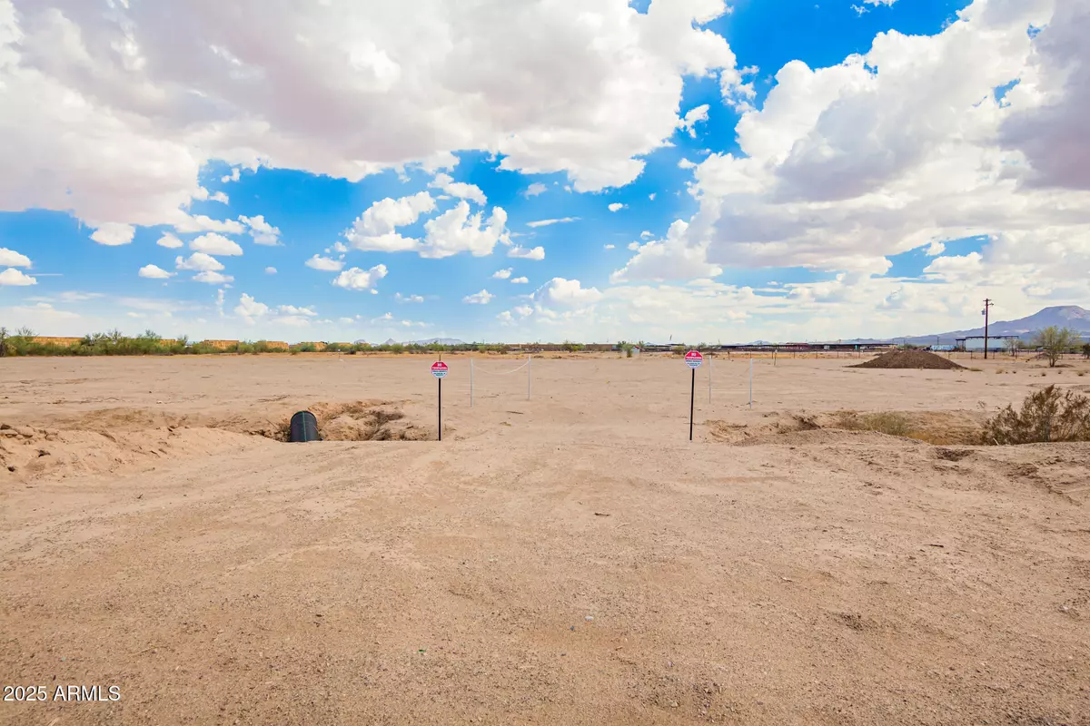 Maricopa, AZ 85138,43500 W Carefree Place #2