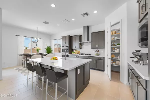 San Tan Valley, AZ 85140,38066 N HACKBERRY Street