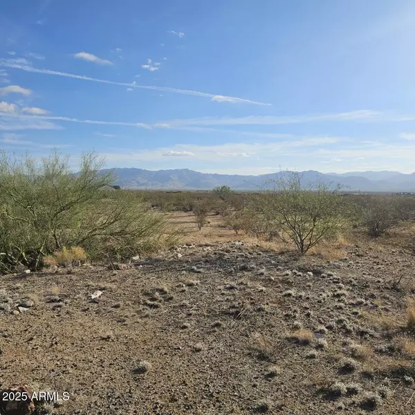 Congress, AZ 85332,30155 S STATE ROUTE 89 --