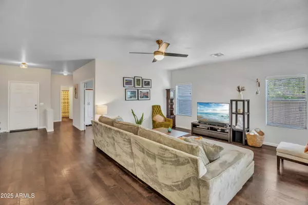 Phoenix, AZ 85024,18611 N 22ND Street #73
