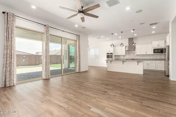 Buckeye, AZ 85396,21135 W EDGEMONT Avenue