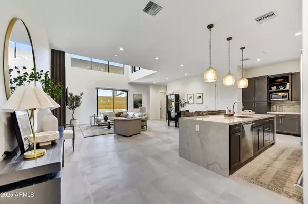 Cave Creek, AZ 85331,6525 E CAVE CREEK Road #101