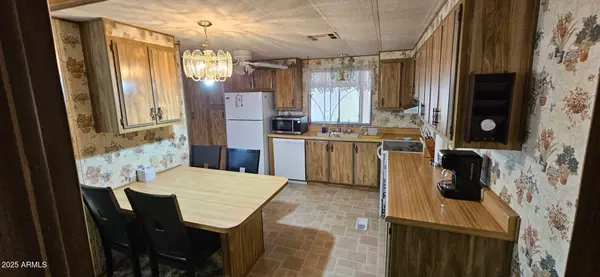 Mesa, AZ 85208,9501 E Broadway Road #33