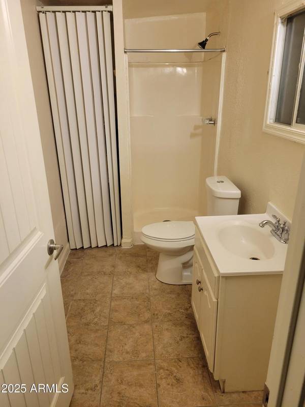 Phoenix, AZ 85020,9838 N 14TH Street