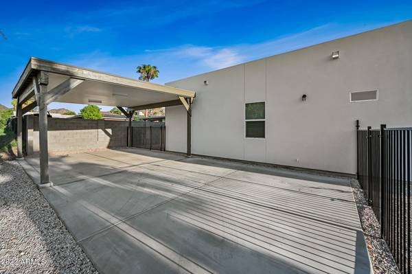 Phoenix, AZ 85020,9507 N 12TH Street #A