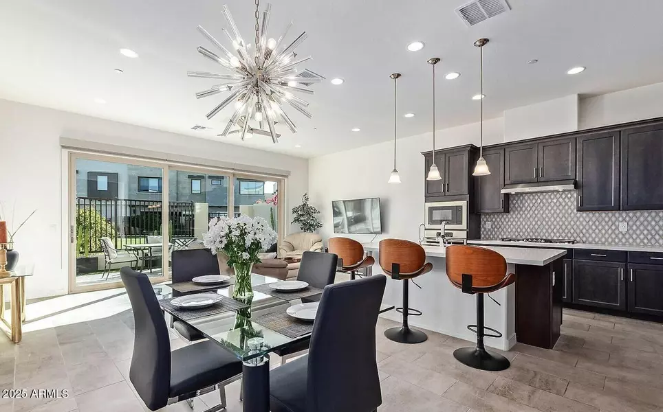 7343 E VISTA BONITA Drive E, Scottsdale, AZ 85255