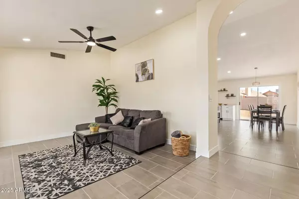 Mesa, AZ 85205,6413 E INGRAM Street