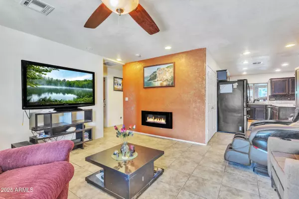 Phoenix, AZ 85029,4132 W GARDEN Drive