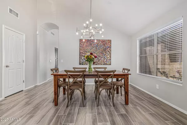 Phoenix, AZ 85050,21840 N 44TH Place