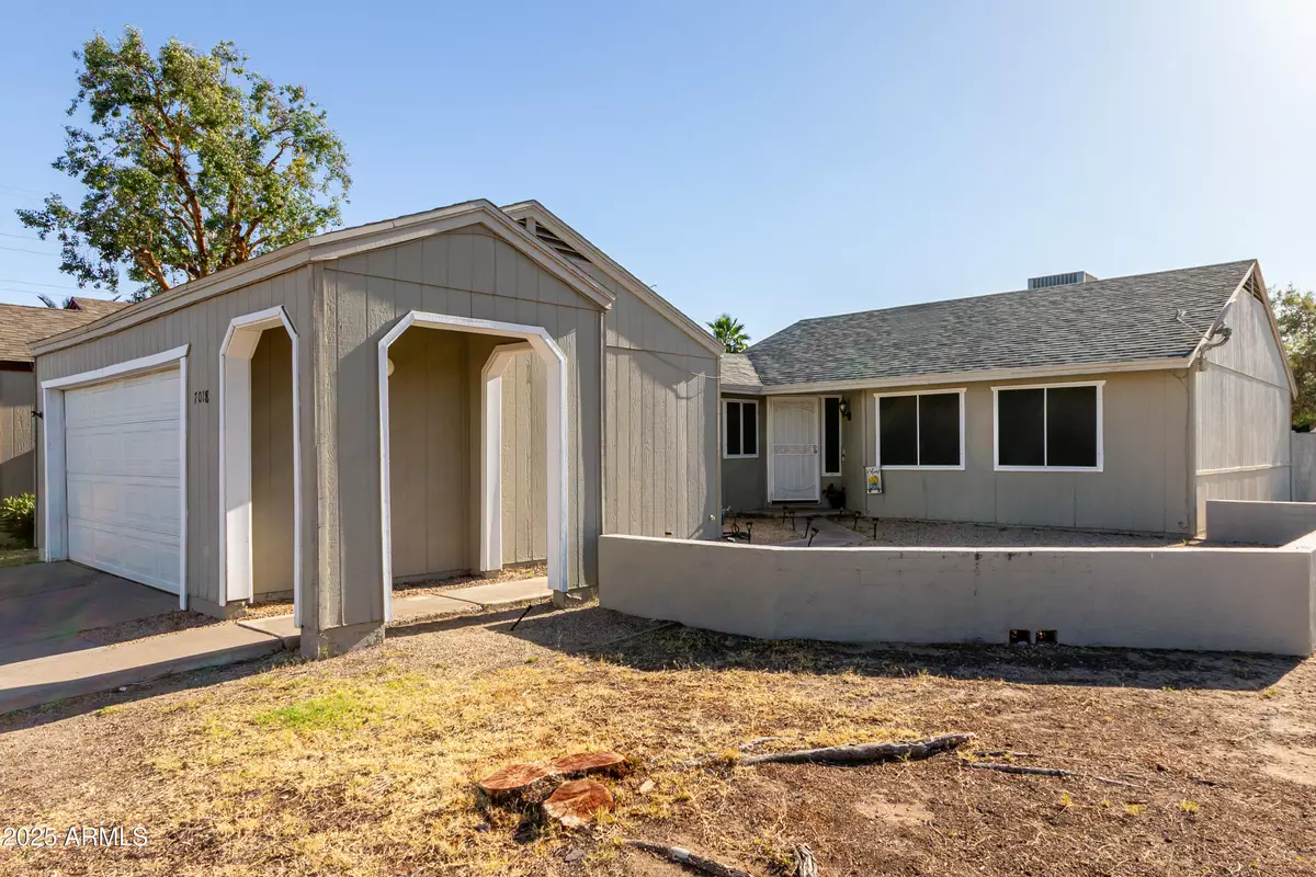 Phoenix, AZ 85042,7018 S 41ST Place