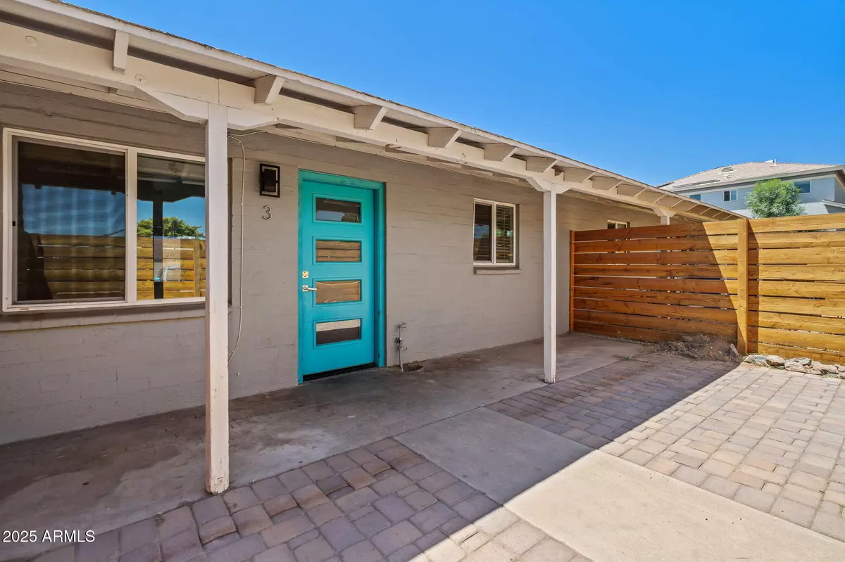 Phoenix, AZ 85020,8602 N 3RD Street #3