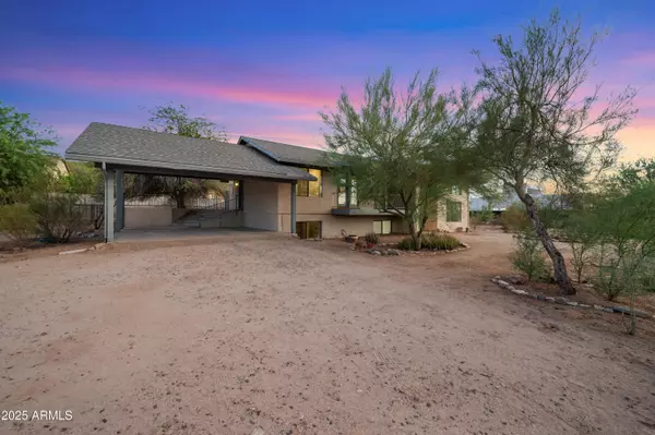 Phoenix, AZ 85042,2315 E South Mountain Avenue