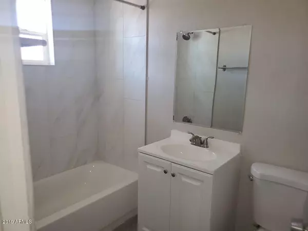 Phoenix, AZ 85012,522 E PIERSON Street #2