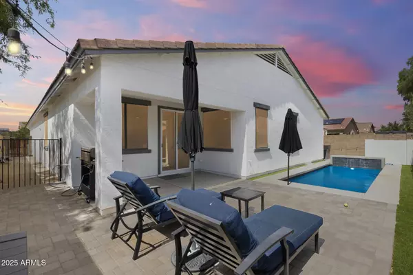 Peoria, AZ 85383,9183 W HEDGE HOG Place