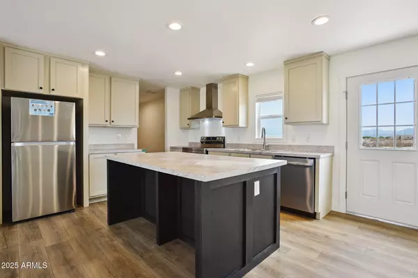 Wittmann, AZ 85361,28514 N 250th Lane