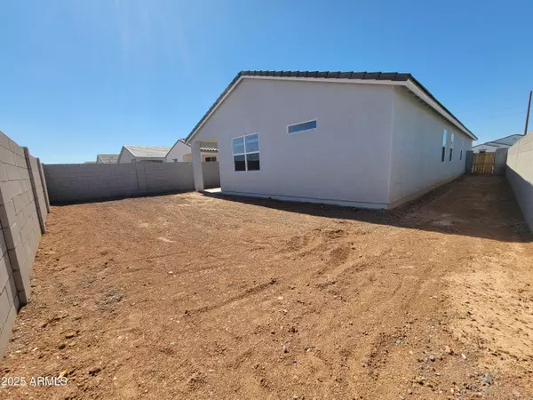 San Tan Valley, AZ 85143,7412 E COZY COTTAGE Lane