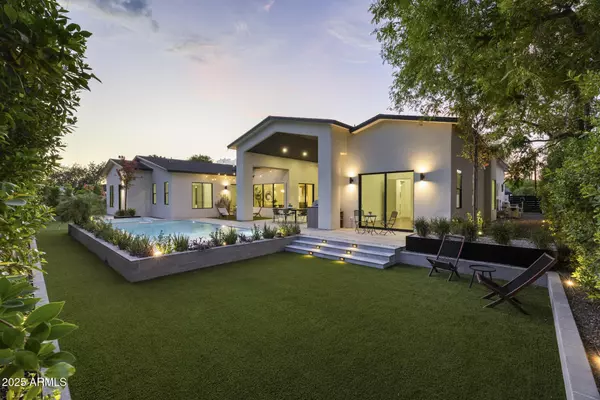 Phoenix, AZ 85020,115 E MYRTLE Avenue