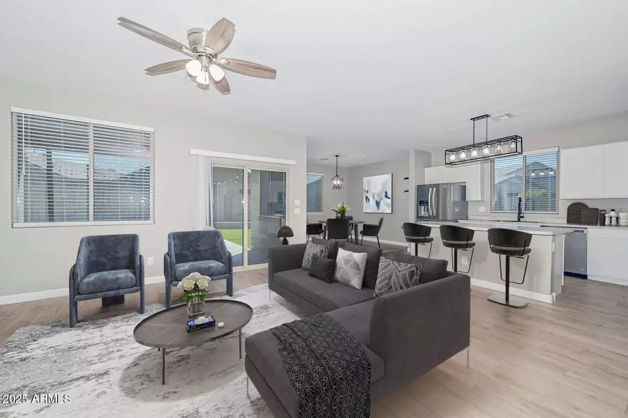 8927 N 70TH Avenue, Peoria, AZ 85345