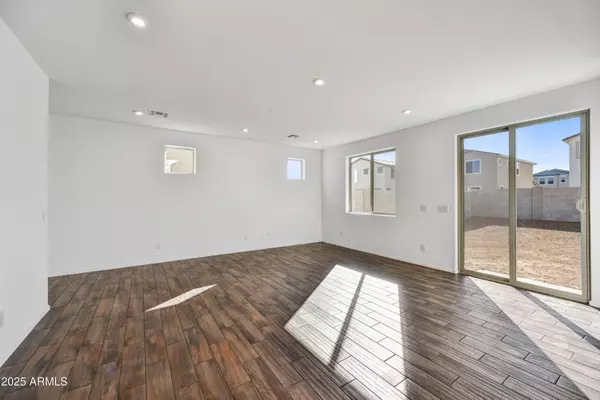 Glendale, AZ 85303,7423 W CAVALIER Drive
