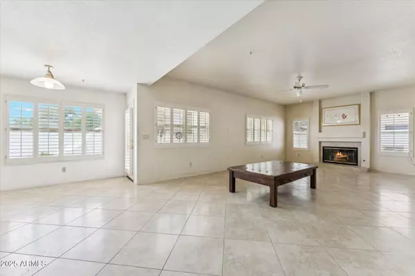 Scottsdale, AZ 85260,9539 E VOLTAIRE Drive