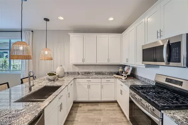 Mesa, AZ 85212,8152 E PALOMA Avenue