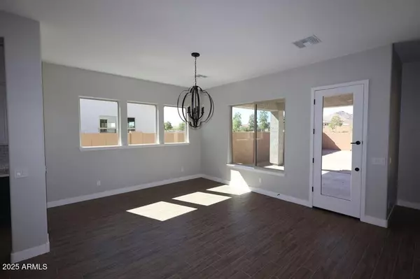 Litchfield Park, AZ 85340,5604 N 202ND Lane