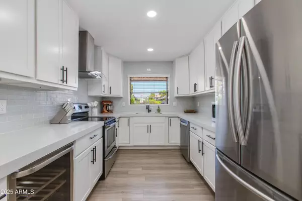 Phoenix, AZ 85016,4144 N 21ST Street #10