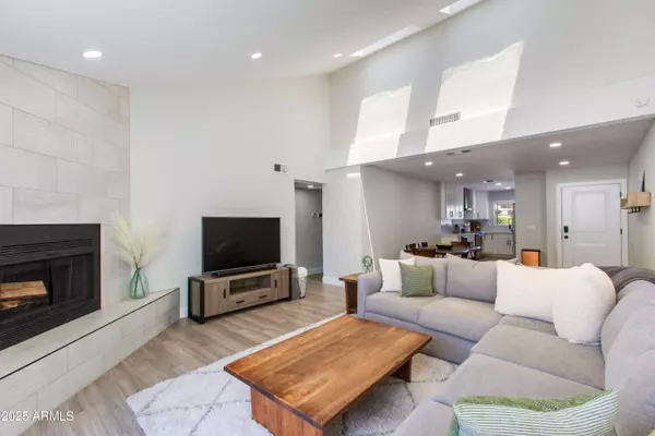 Phoenix, AZ 85016,4144 N 21ST Street #10