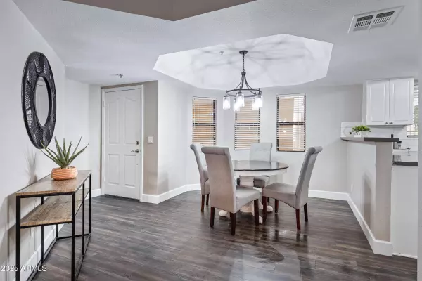 Phoenix, AZ 85018,5104 N 32ND Street #107