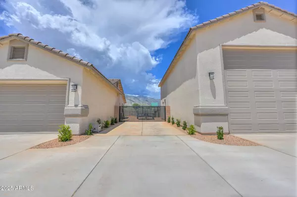Hereford, AZ 85615,6321 E RED OAK Circle