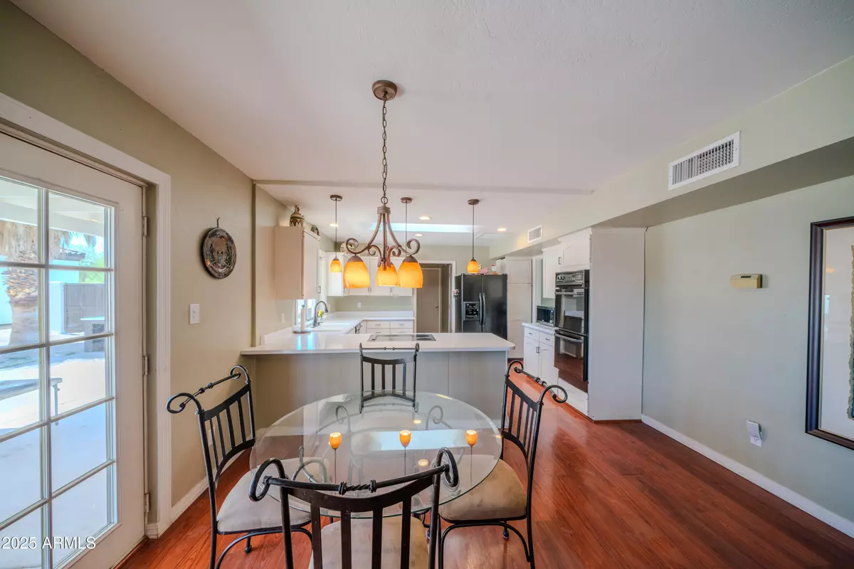 Scottsdale, AZ 85260,10105 E CACTUS Road