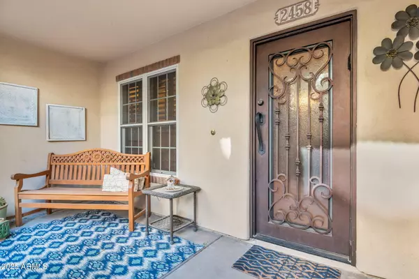2458 E ROMA Avenue, Phoenix, AZ 85016