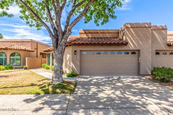 4116 E LUPINE Avenue, Phoenix, AZ 85028