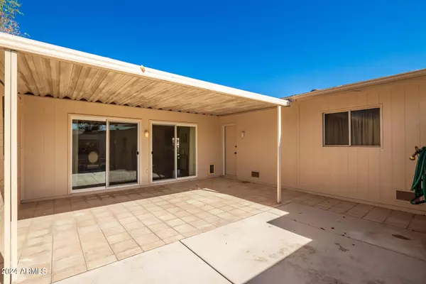 Sun City, AZ 85373,10477 W HIGHWOOD Lane