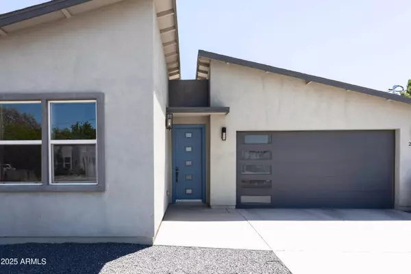 Phoenix, AZ 85008,2819 N 28TH Place