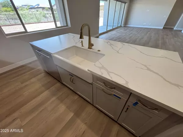 New River, AZ 85087,43808 N Acadia Way