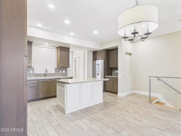 Scottsdale, AZ 85251,4816 N WOODMERE FAIRWAY -- #1002