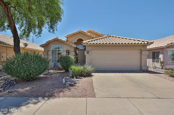 3553 E KELTON Lane, Phoenix, AZ 85032