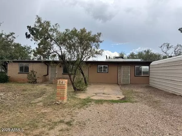 178 E Ash Street, Huachuca City, AZ 85616